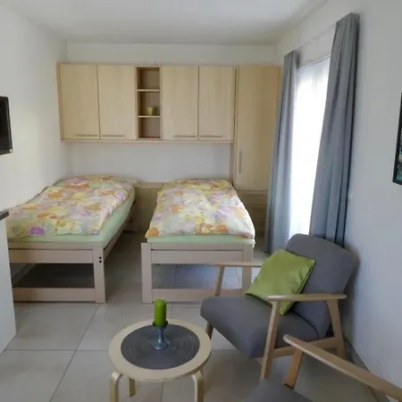 Casa Rocca Bella C Apartment *